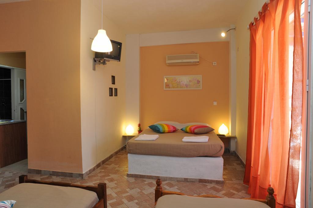 Pansion Andreas Apartament Tínos Pokój zdjęcie