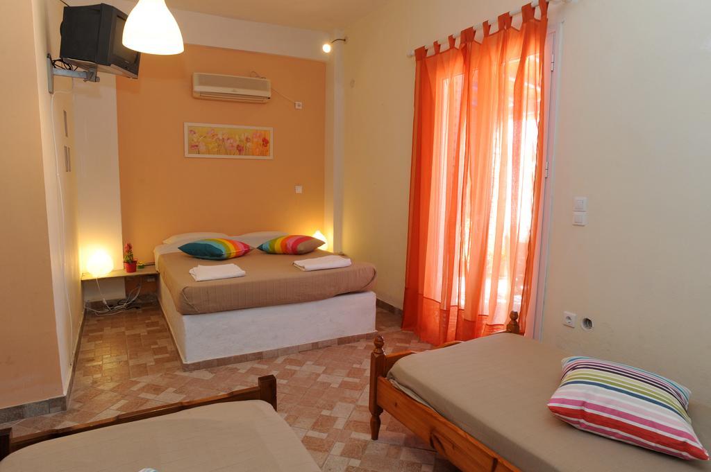 Pansion Andreas Apartament Tínos Pokój zdjęcie